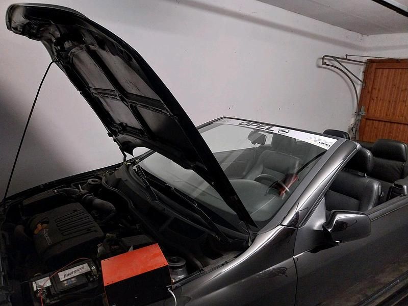 Gebraucht Opel Astra Cabriolet 125 PS (91 kW) 2005 Schwarz Cabrio