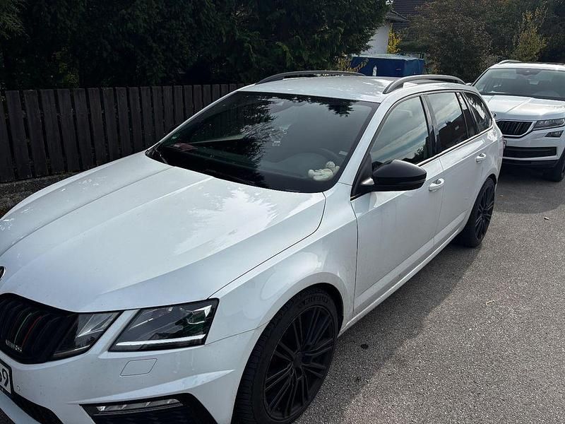 Gebraucht Skoda Octavia RS 245 PS (180 kW) 2019 Weiß Kombi