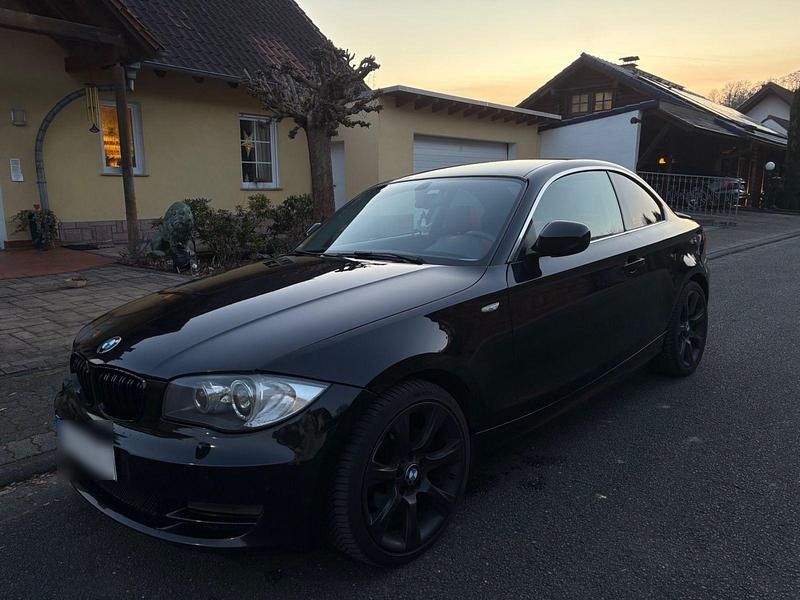 Gebraucht BMW 118 Coupé 143 PS (105 kW) 2009 Schwarz Coupé