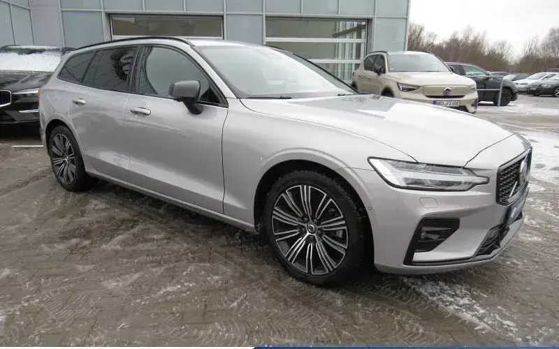 Occasion Volvo V60 Plus 197 ch (144 kW) 2025 Argent Break