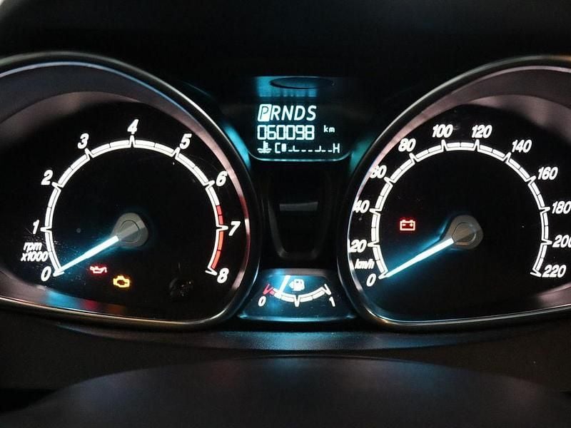 Usado Ford B-MAX 105 HP (77 kW) 2017 Prateado Monovolume