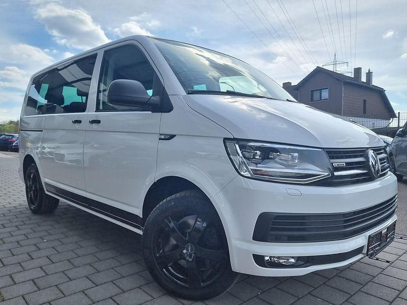Second-hand VW T6 150 CP (110 kW) 2017 Alb Van