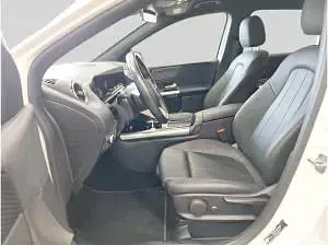 Gebraucht Mercedes B250 163 PS (119 kW) 2023 Weiß (polarweiss) Kleinwagen