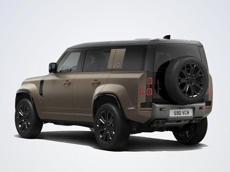 Neu Land Rover Defender 635 PS (467 kW) 2026 Braun SUV