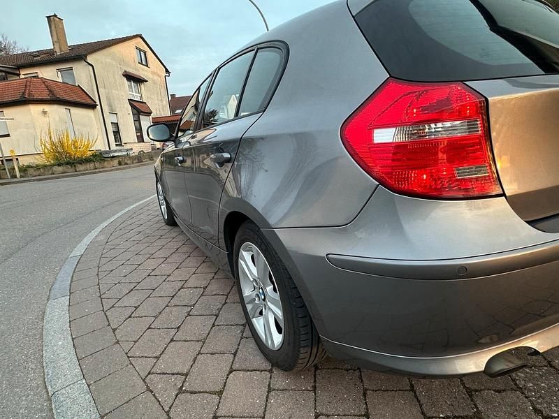 Gebraucht BMW 118 143 PS (105 kW) 2011 Kleinwagen
