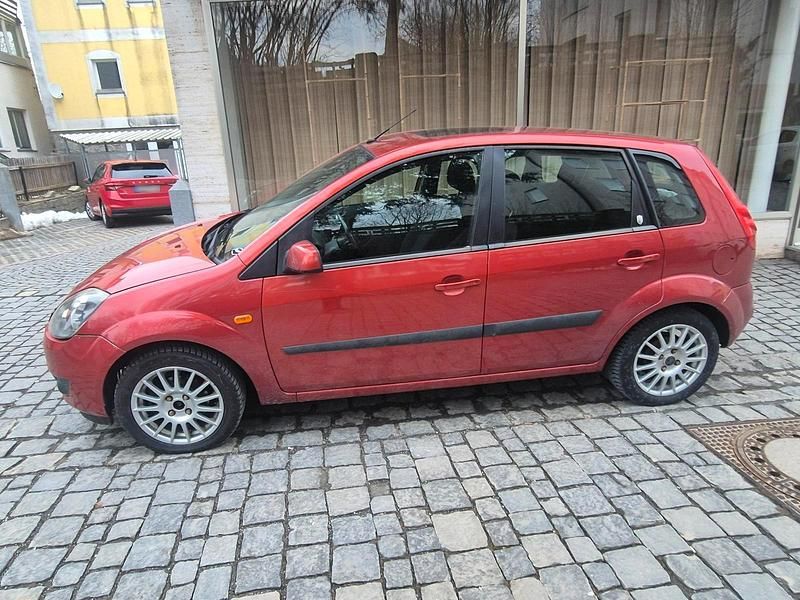 Gebraucht Ford Fiesta 2007 Orange Kleinwagen