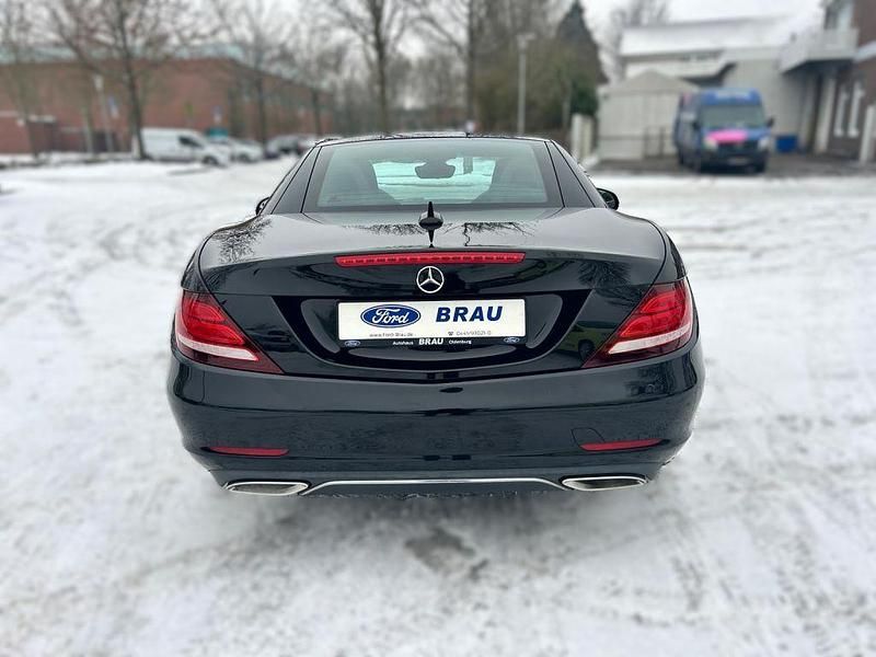 Gebraucht Mercedes SLC200 184 PS (135 kW) 2019 Schwarz Cabrio