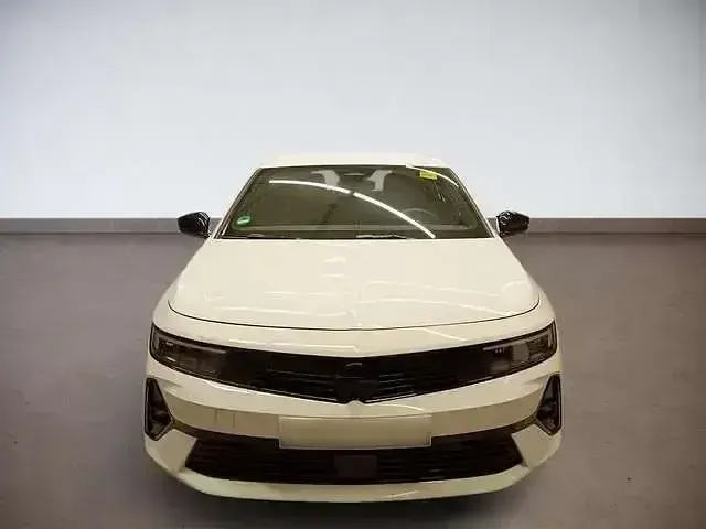 Gebraucht Opel Astra S 131 PS (96 kW) 2024 Weiß Kombi