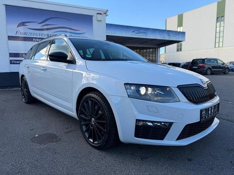 Weiß Gebraucht 2015 Skoda Octavia RS Kombi | 12.990 € (Guter Preis) - Bild 1/4