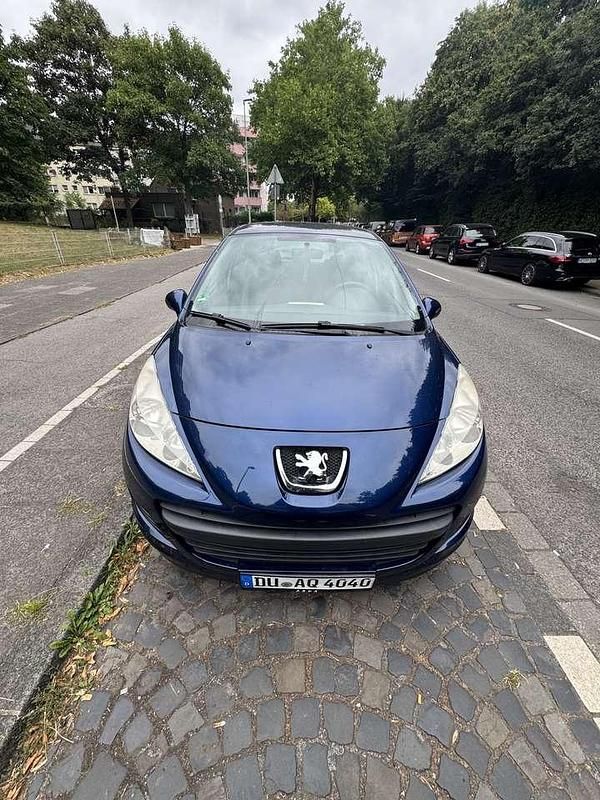 Gebraucht 2009 Peugeot 207 Tendance Limousine | 3.200 € (Etwas zu teuer) - Bild 1/4