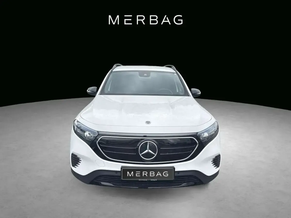 Gebraucht Mercedes EQB250 139 kW (190 PS) 2022 Polarweiß SUV