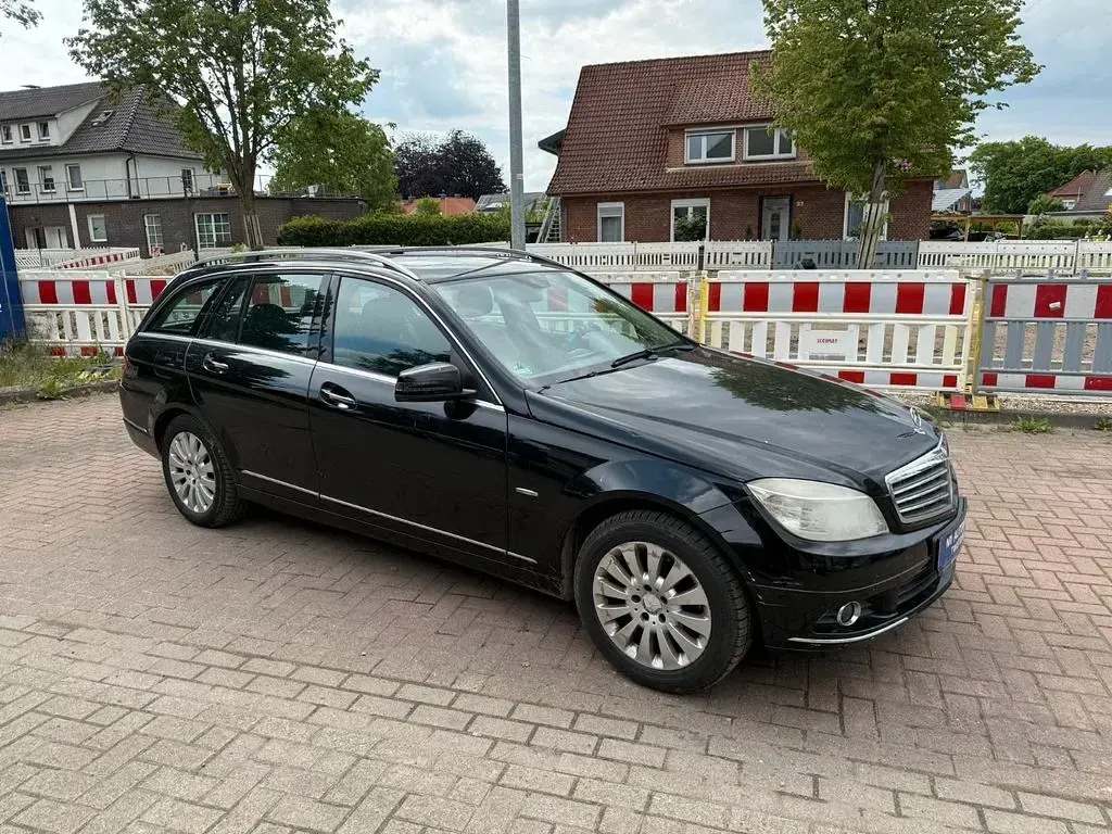 Gebraucht Mercedes C200 136 PS (100 kW) 2009 Schwarz Limousine