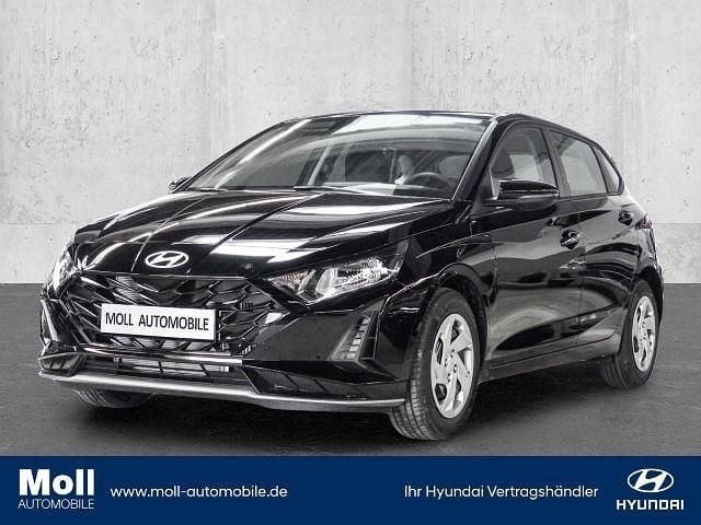 Neu Hyundai i20 Select 101 PS (74 kW) 2025 Phantom black Limousine
