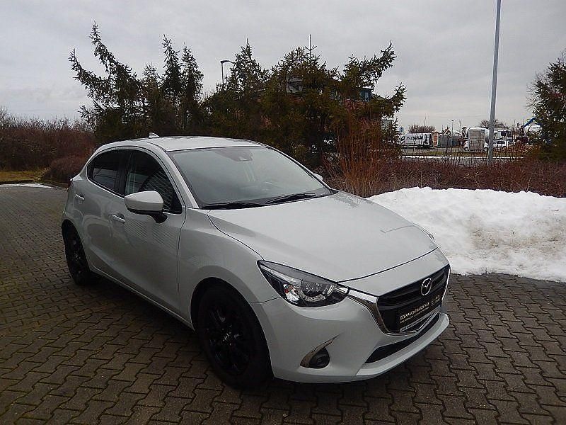 Gebraucht Mazda 2 Kizoku 90 PS (66 kW) 2019 Weiß Kleinwagen