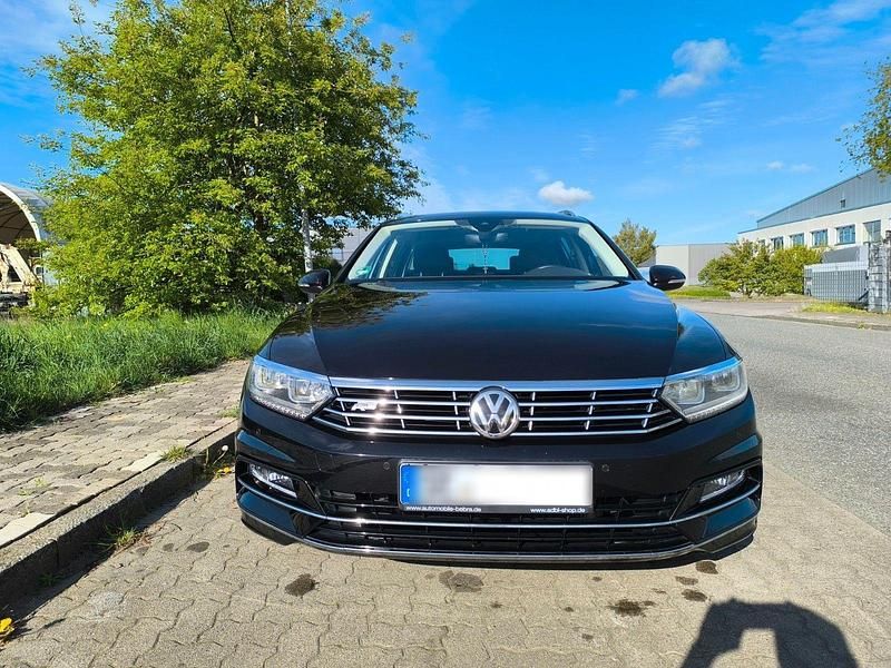 Gebraucht VW Passat Highline 150 PS (110 kW) 2017 Schwarz Kombi