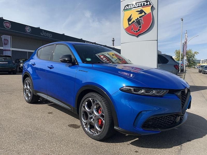 Blau Gebraucht 2022 Alfa Romeo Tonale Edizione Speciale SUV | 25.900 € (Teuer) - Bild 1/4