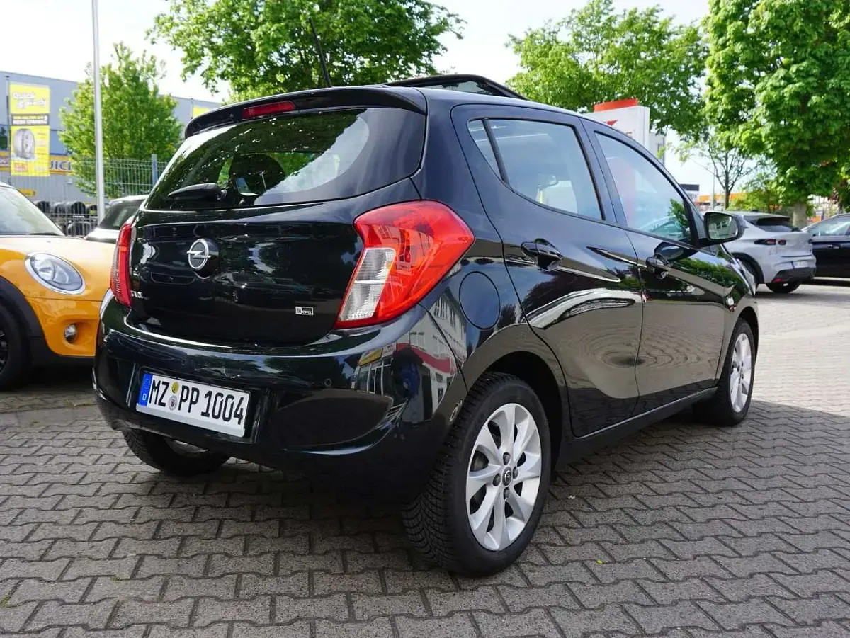 Używany Opel Karl Edition 75 KM (55 kW) 2016 Czarny Hatchback