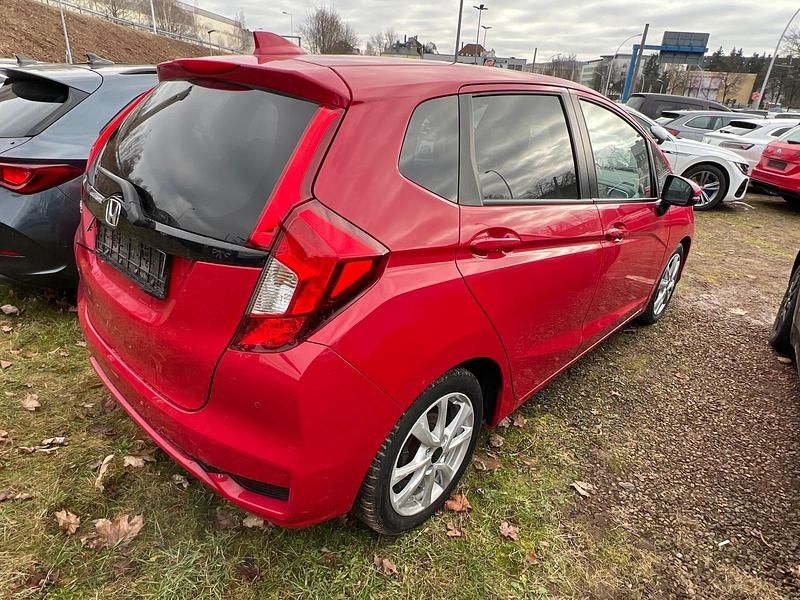 Gebraucht Honda Jazz Elegance 102 PS (75 kW) 2019 Rot Kleinwagen
