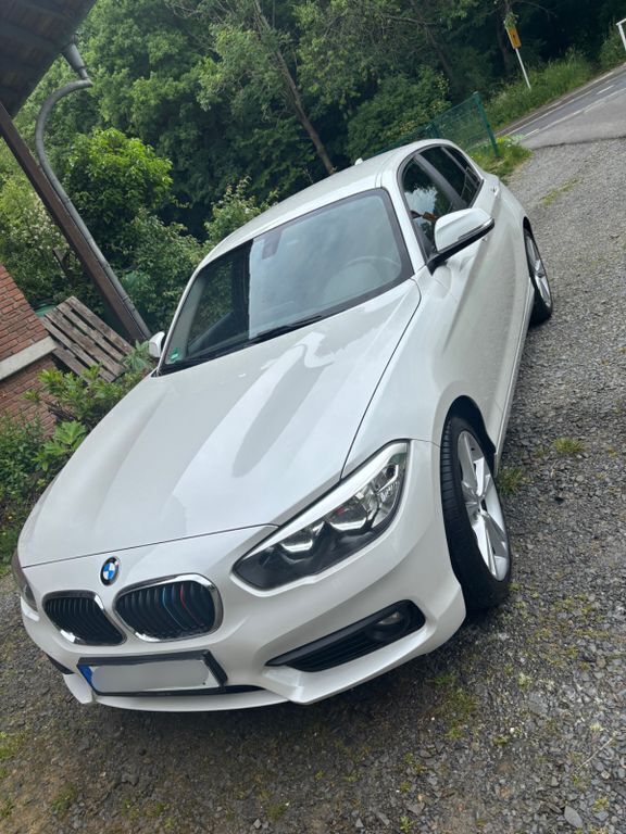 Weiß Gebraucht 2015 BMW 118 M Sport Kleinwagen | 10.690 € (Fairer Preis) - Bild 1/4
