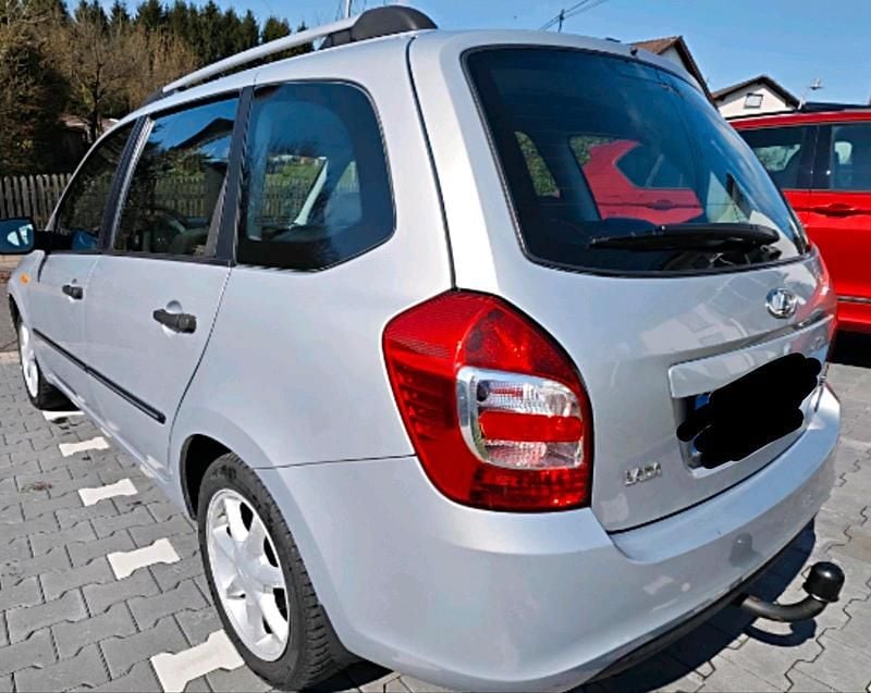 Gebraucht Lada Kalina 87 PS (63 kW) 2018 Silber Kombi