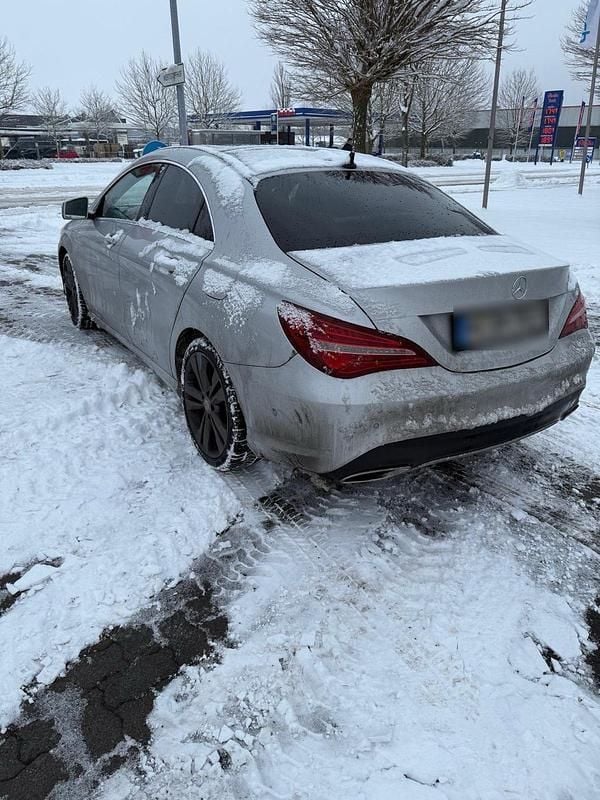 Gebraucht Mercedes CLA220 177 PS (130 kW) 2016 Grau Limousine