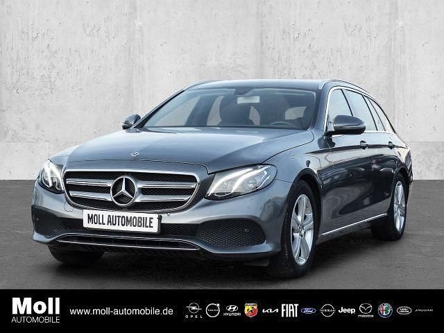 Second-hand Mercedes E200 184 CP (135 kW) 2018 Gri Break