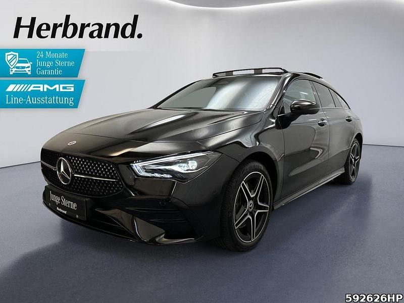 Metalliclack kosmosschwarz Gebraucht 2024 Mercedes CLA250e Shooting Brake AMG Kombi | 37.660 € (Teuer) - Bild 1/4