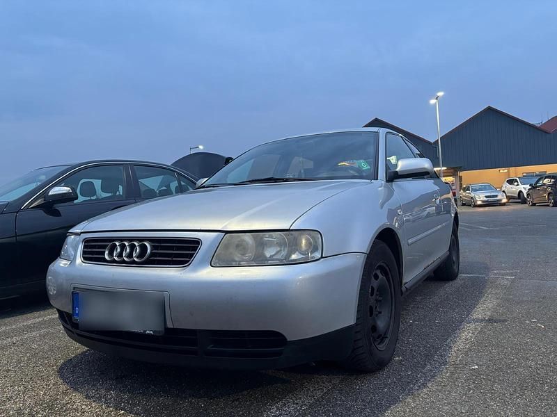 Gebraucht Audi A3 100 PS (73 kW) 2003 Silber Kleinwagen
