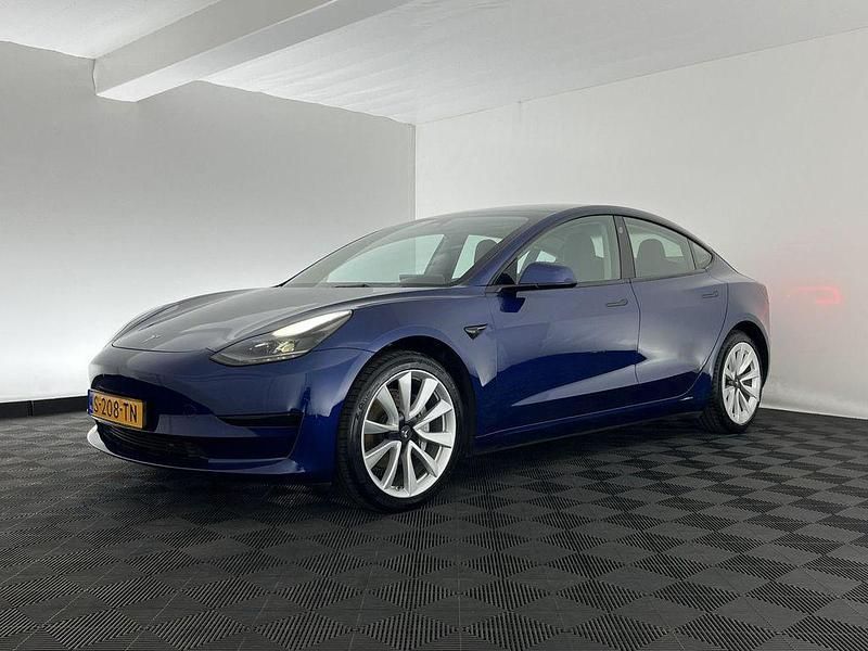 Gebraucht Tesla Model 3 Standard Range 208 kW (283 PS) 2023 Blau Limousine