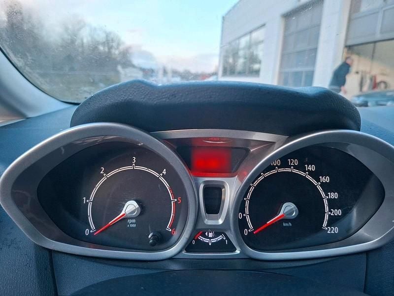 Gebraucht Ford Fiesta ST 95 PS (69 kW) 2011 Weiß Kleinwagen