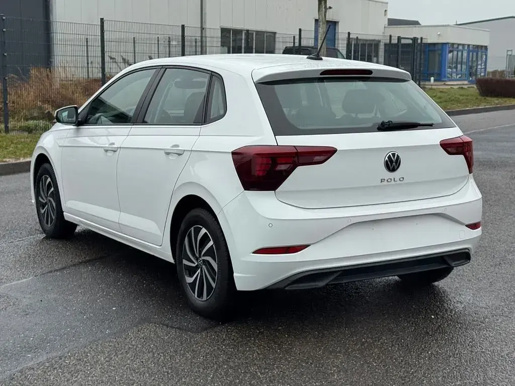 Używany VW Polo 95 KM (69 kW) 2022 Biały Hatchback