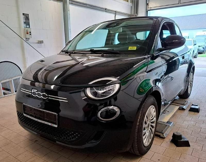 Schwarz Gebraucht 2023 Fiat 500e Cabrio | 23.888 € (Guter Preis) - Bild 1/4