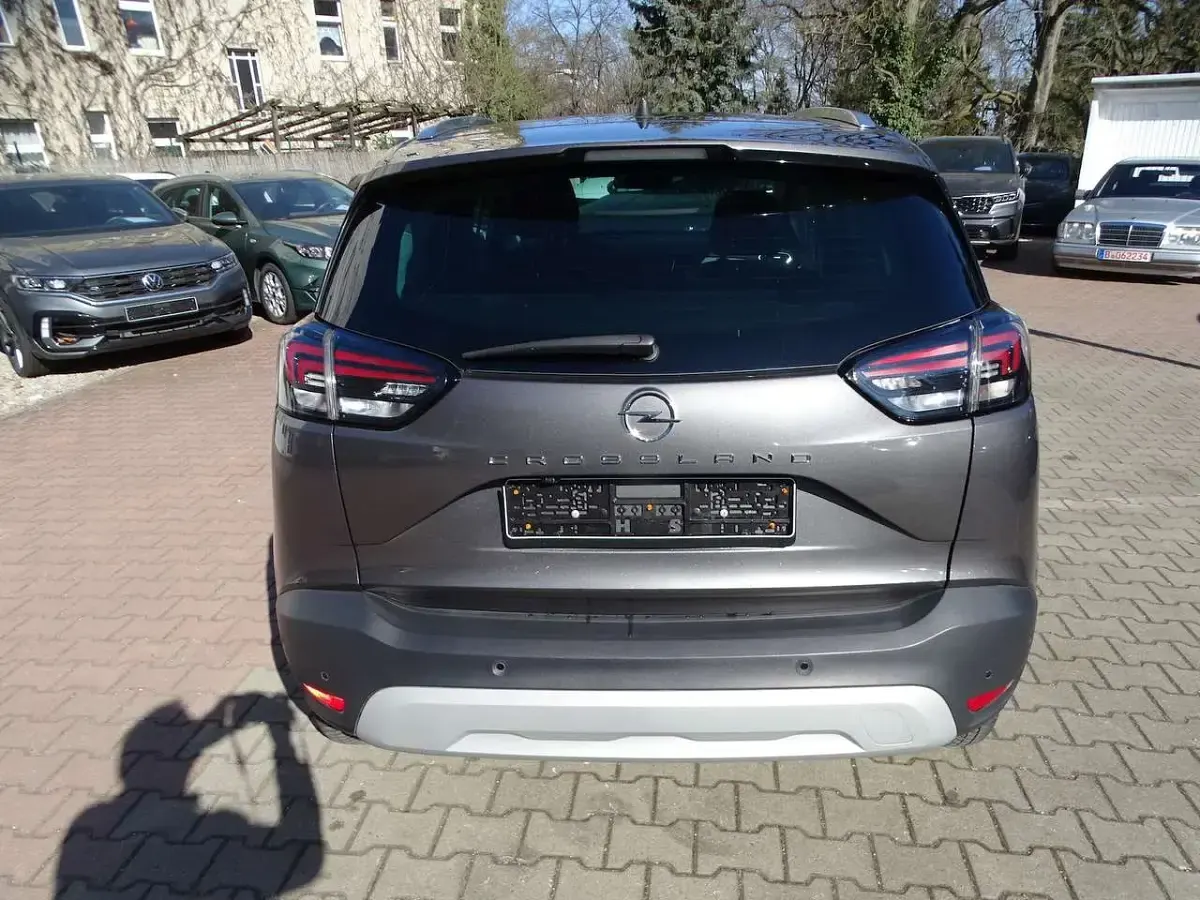 Gebraucht Opel Crossland Elegance 131 PS (96 kW) 2023 Grau SUV