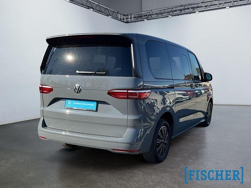 Gebraucht VW Multivan Basis 150 PS (110 kW) 2023 Pure grey Van