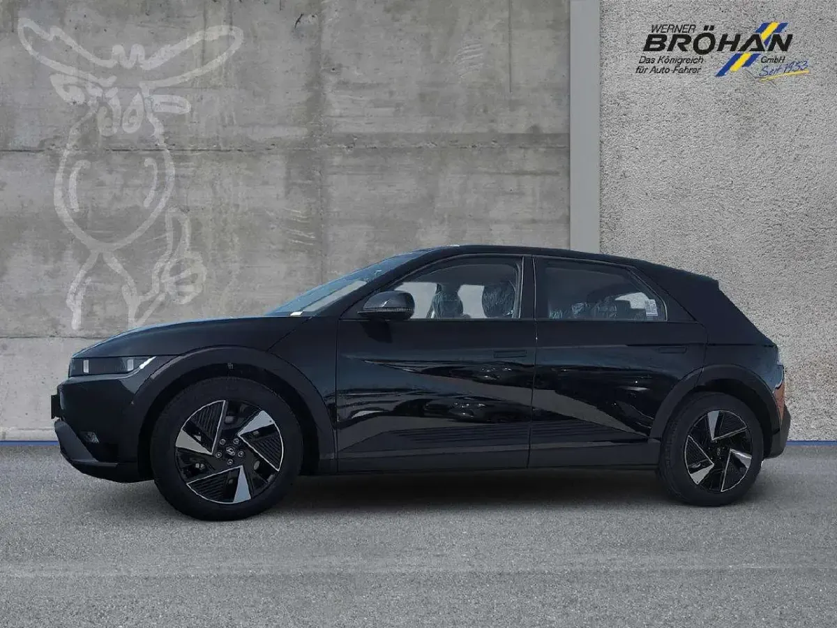 Gebraucht Hyundai Ioniq 5 Dynamiq 125 kW (170 PS) 2025 Abyss black / mic SUV