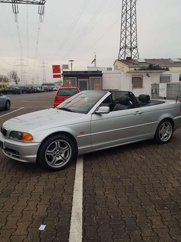 Gebraucht BMW 323 Cabriolet 170 PS (125 kW) 2000 Silber Cabrio