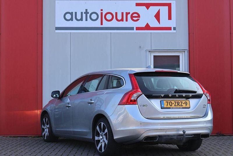 Gebraucht Volvo V60 215 PS (158 kW) 2013 Grau Kombi