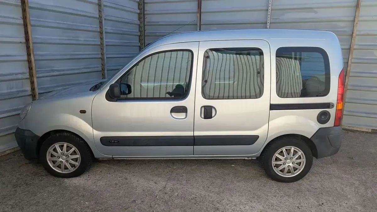 Gebraucht Renault Kangoo Expression 75 PS (55 kW) 2003 Space grau Van / Kleinbus