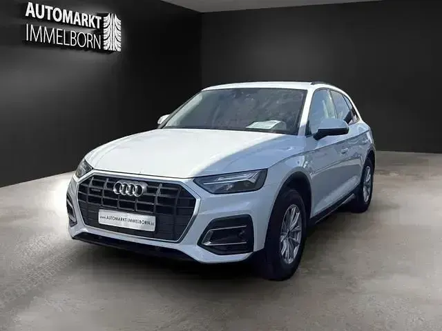 Gebraucht Audi Q5 Basis 305 PS (224 kW) 2022 Gletscherweiss SUV