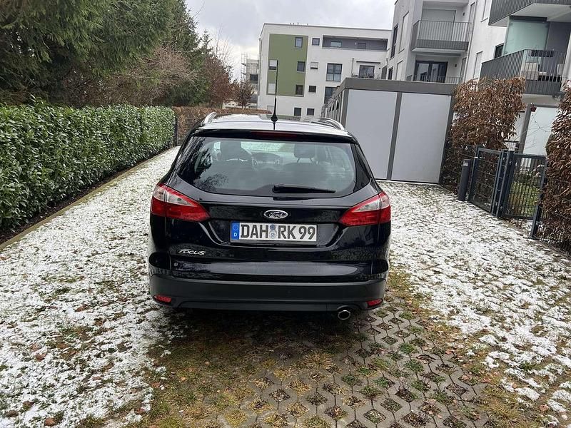 Gebraucht Ford Focus Titanium 150 PS (110 kW) 2011 Limousine