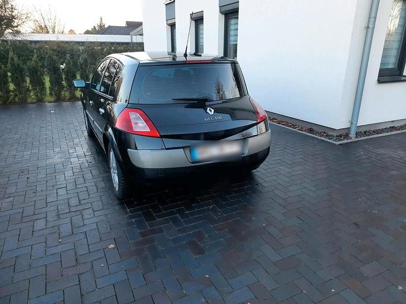 Gebraucht Renault Mégane II 2004 Schwarz Kleinwagen