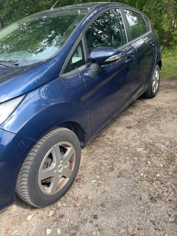 Verkauft ford fiesta 1 25 44kw trend t gebraucht 2010 74 988 km in
