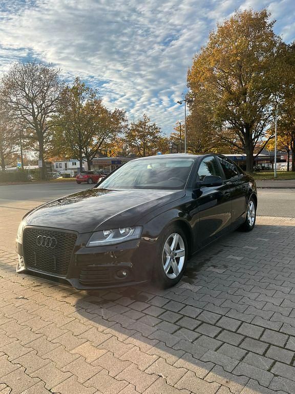 Schwarz Gebraucht 2009 Audi A4 Performance Limousine | 4.500 € (Fairer Preis) - Bild 1/4
