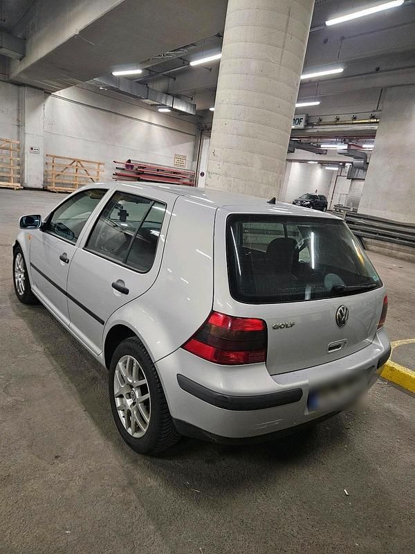 Gebraucht VW Golf IV 75 PS (55 kW) 2000 Silber Limousine