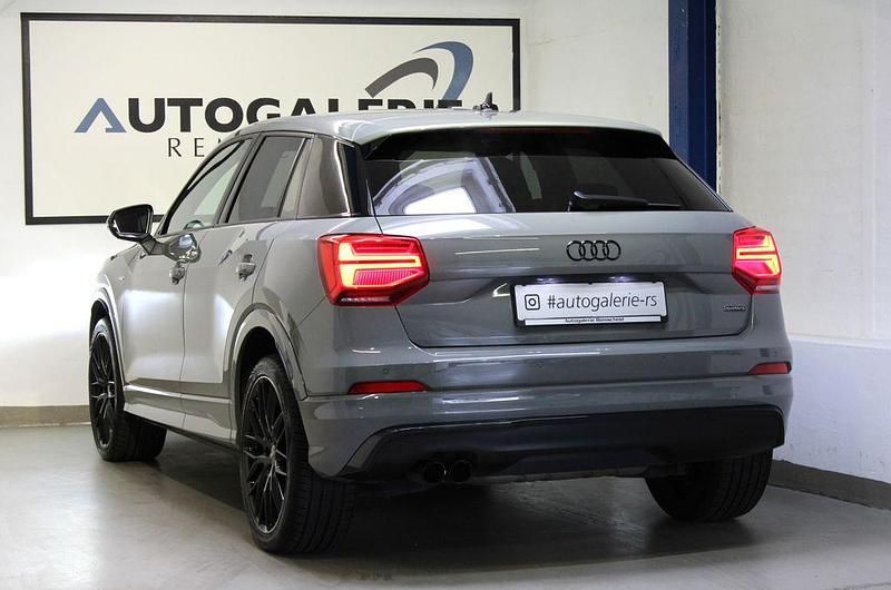 Gebraucht Audi Q2 S-Line 190 PS (139 kW) 2019 Grau SUV