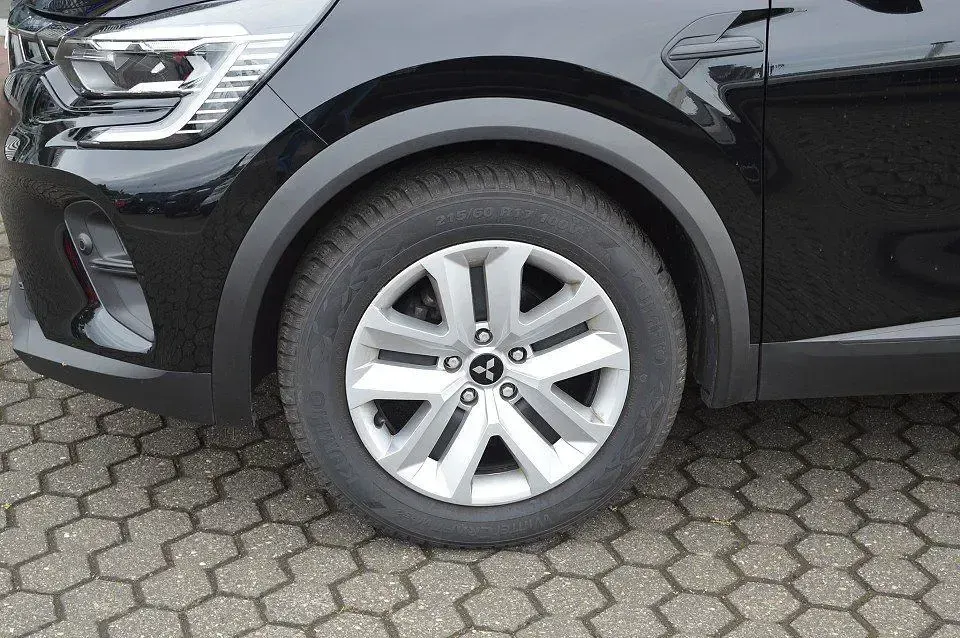 Gebraucht Mitsubishi ASX 91 PS (66 kW) 2024 Schwarz SUV