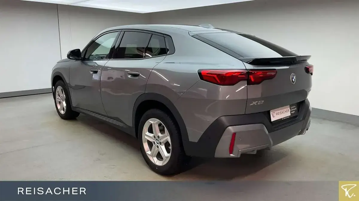 Gebraucht BMW X2 Efficient Dynamics 163 PS (119 kW) 2025 Skyscraper grau metallic SUV