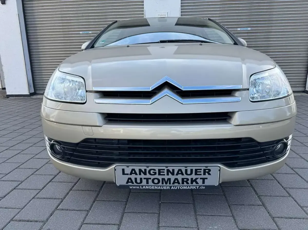 Gebraucht Citroën C4 Comfort 109 PS (80 kW) 2006 Lack sable de langrune Limousine