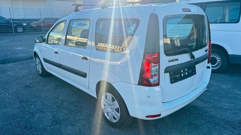 Second-hand Dacia Logan 87 CP (63 kW) 2009 Alb Break