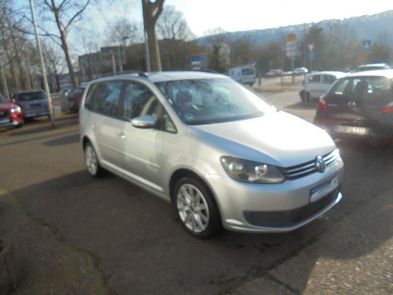 Gebraucht VW Touran Trendline 150 PS (110 kW) 2013 Silber Van / Kleinbus